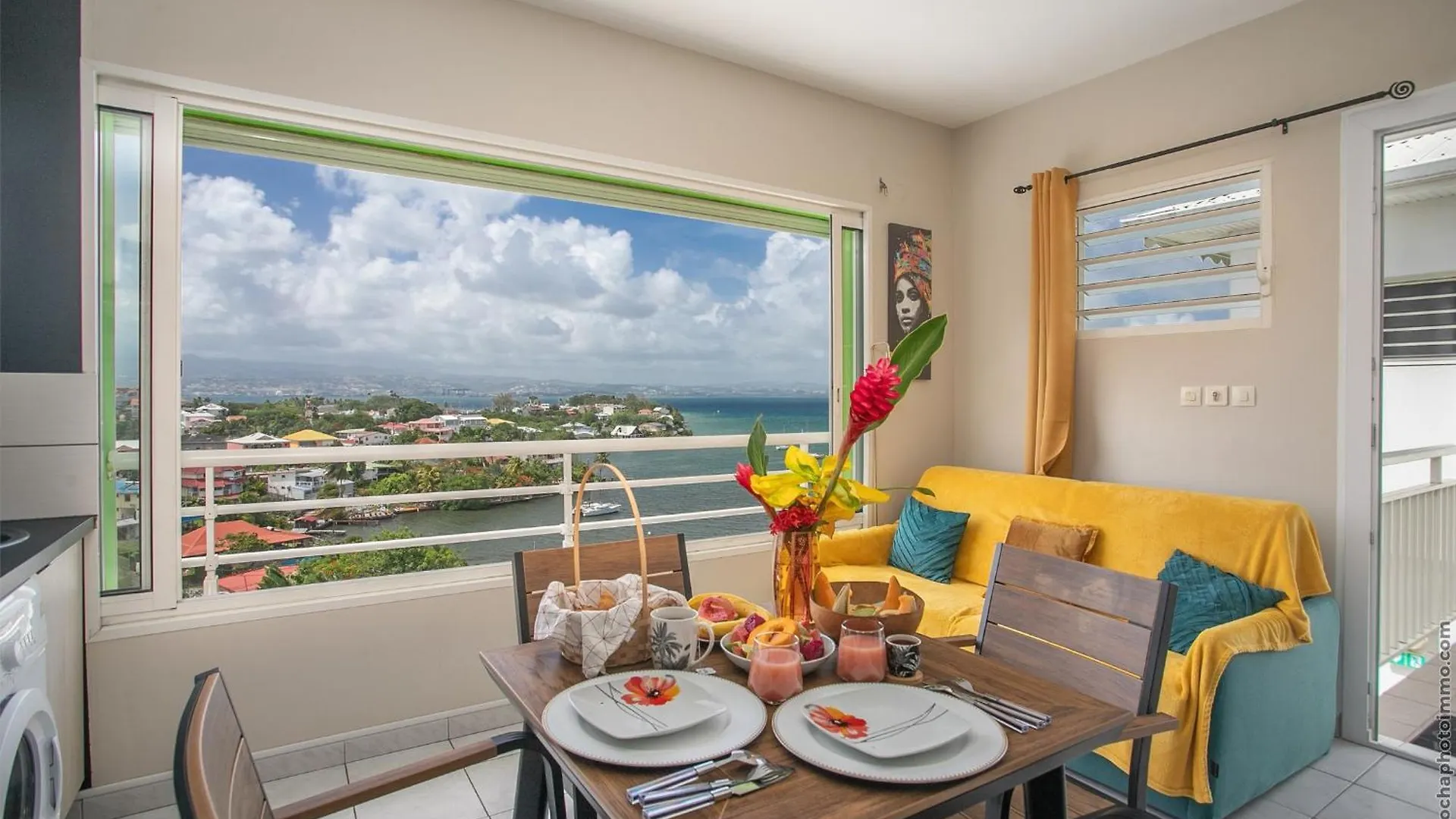 T2 vue mer 180° avec piscine pour Sunset lovers Les Trois-Ilets