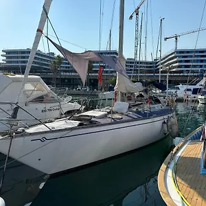 Unique Wooden Sail Yacht + 2 Bikes Included! Bateau-hôtel Sant Adrià de Besòs